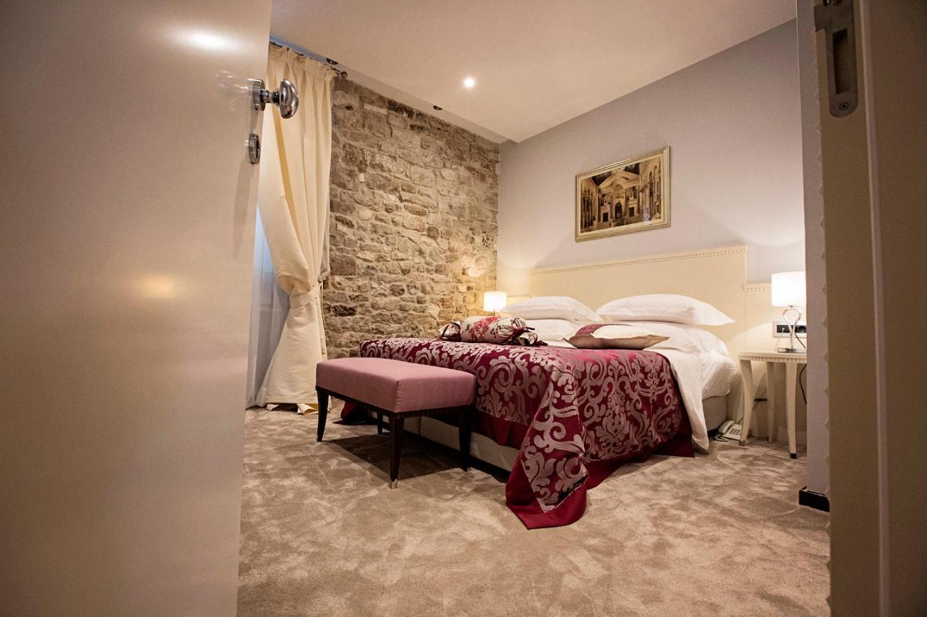 Heritage Antique 4* Split