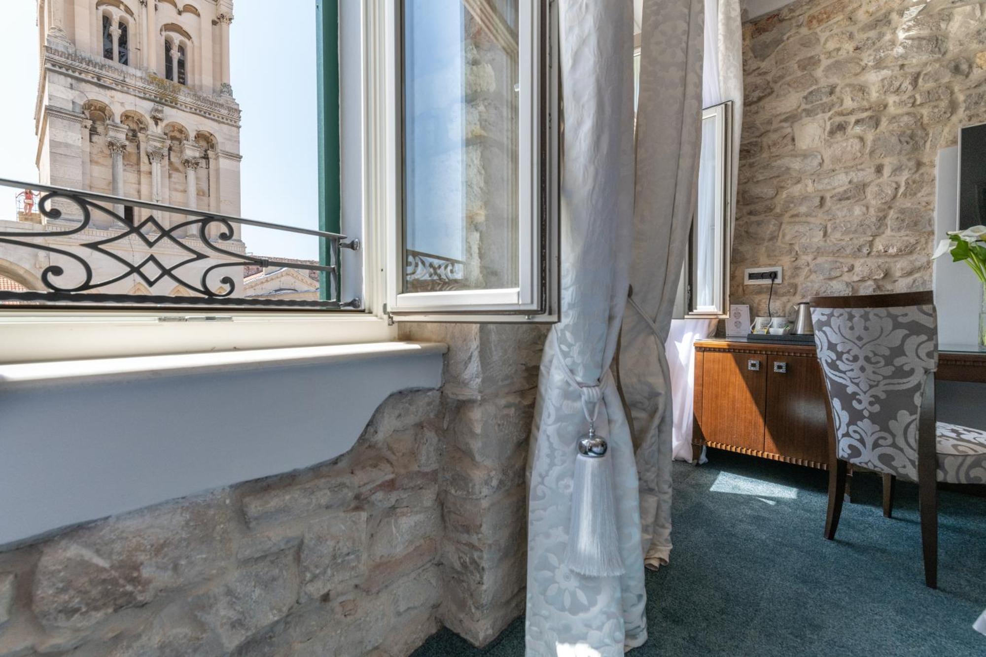 Hotel Heritage Antique 4*